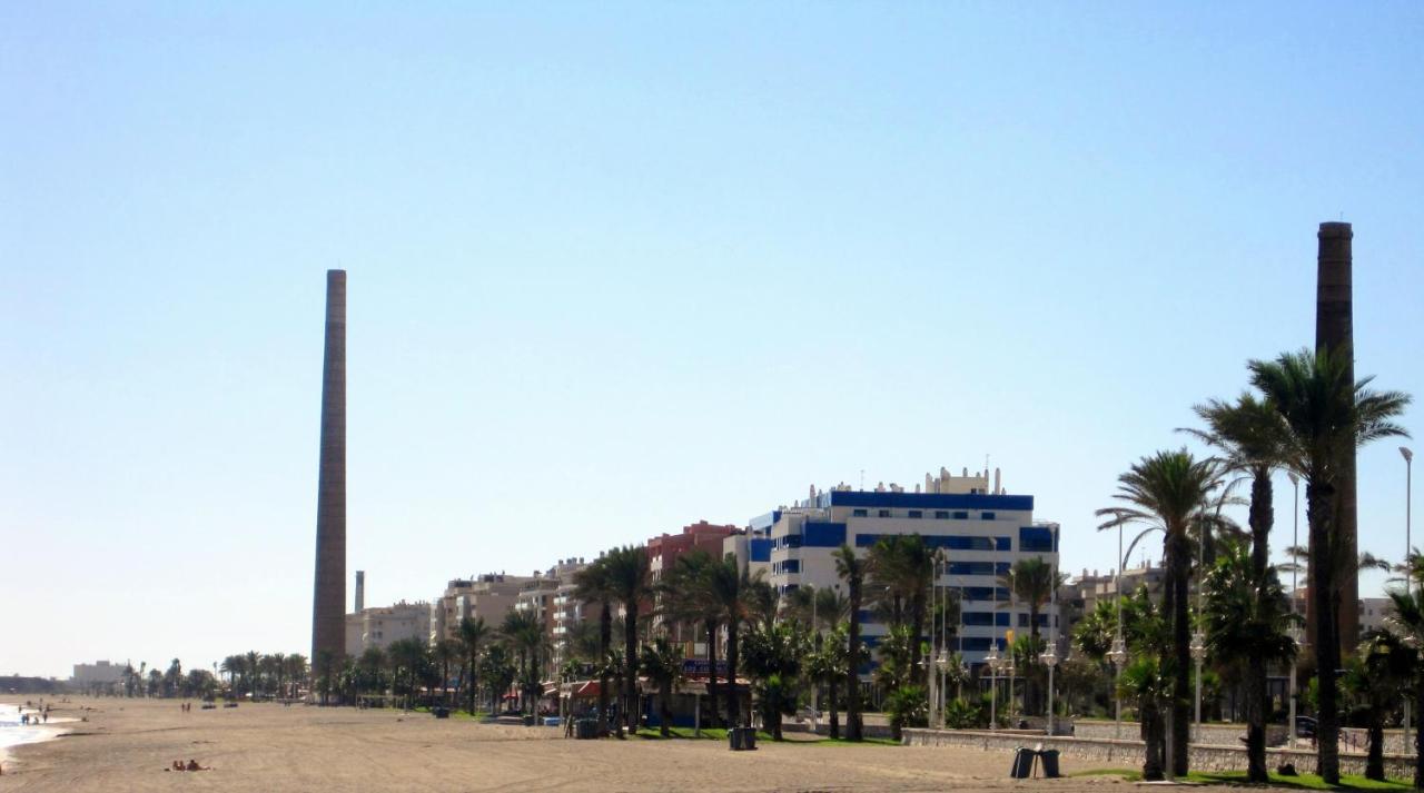 Deluxe Playa Pacifico Apartment Malaga Ngoại thất bức ảnh