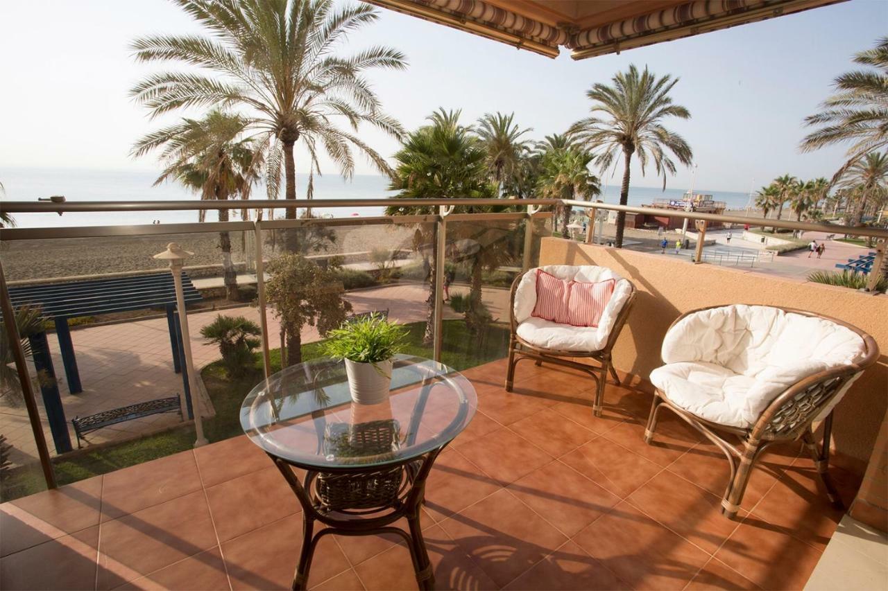 Deluxe Playa Pacifico Apartment Malaga Ngoại thất bức ảnh